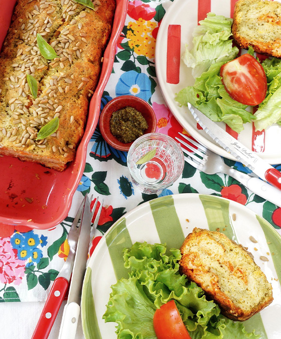 Cake marbré pesto et tomate - Veggie